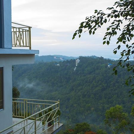 Spice Country Resort Chithirapuram Bagian luar foto