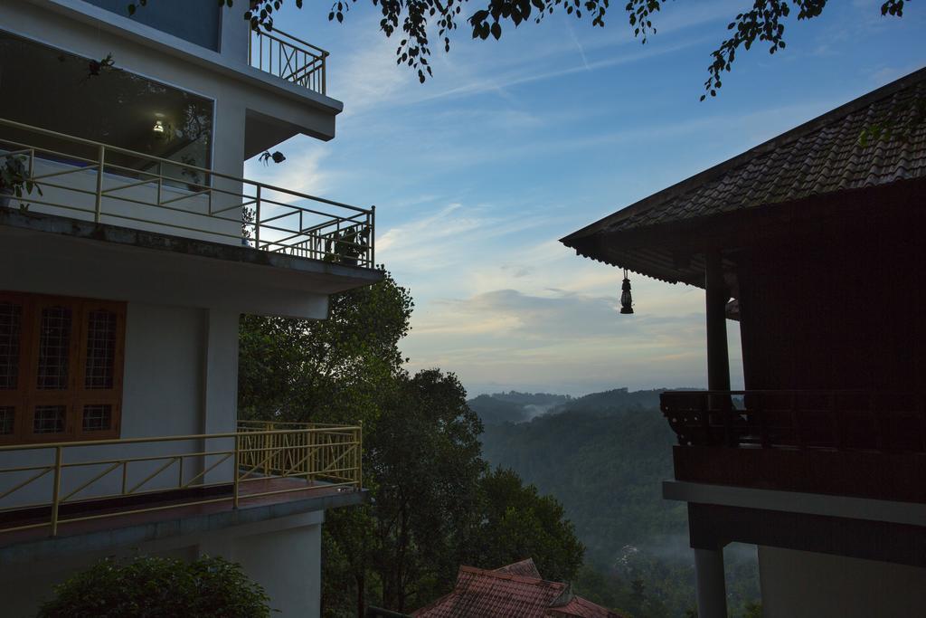 Spice Country Resort Chithirapuram Bagian luar foto