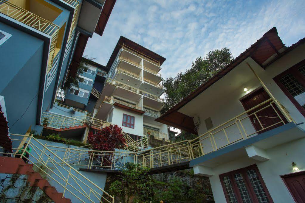 Spice Country Resort Chithirapuram Bagian luar foto
