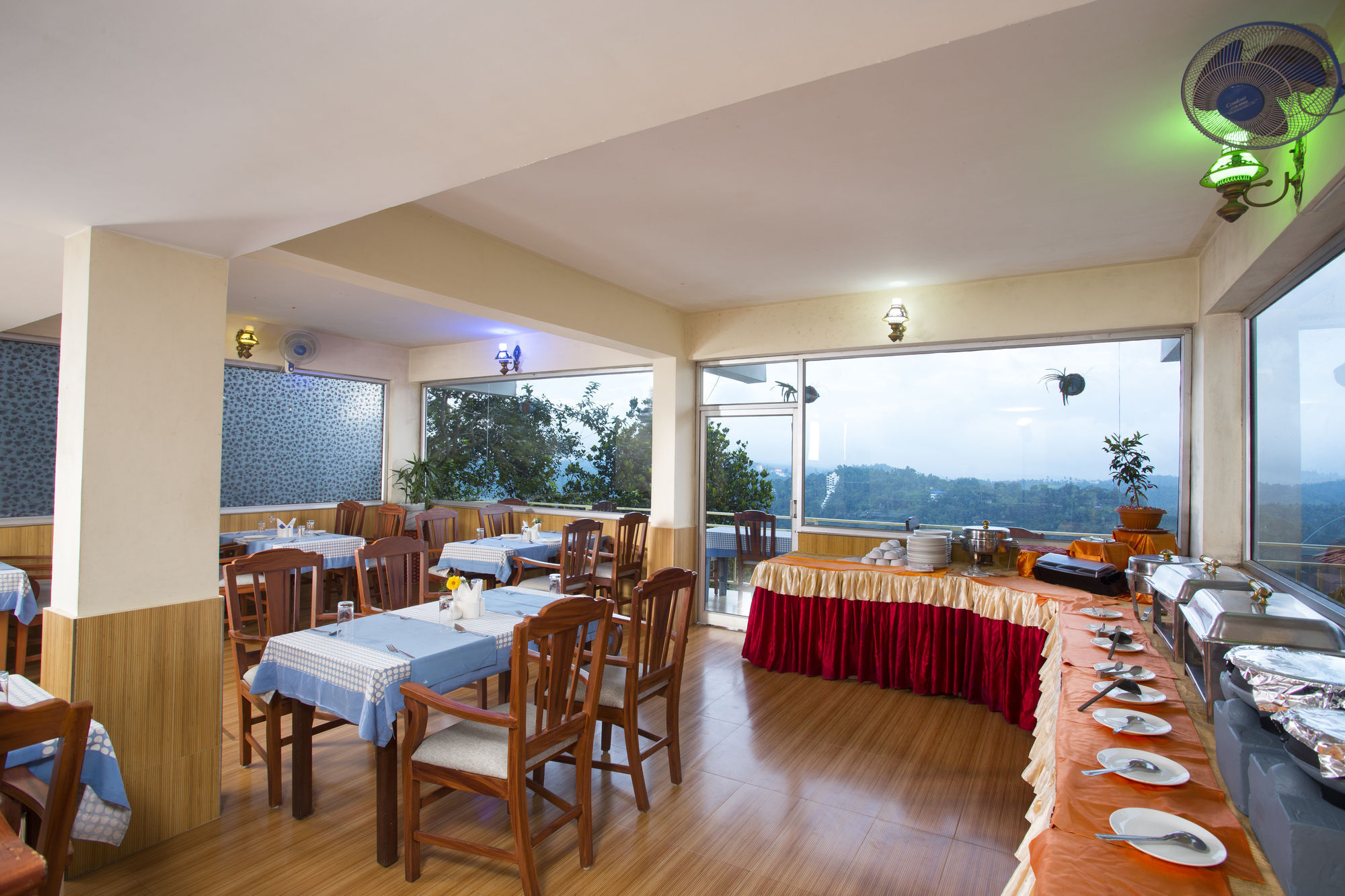 Spice Country Resort Chithirapuram Bagian luar foto