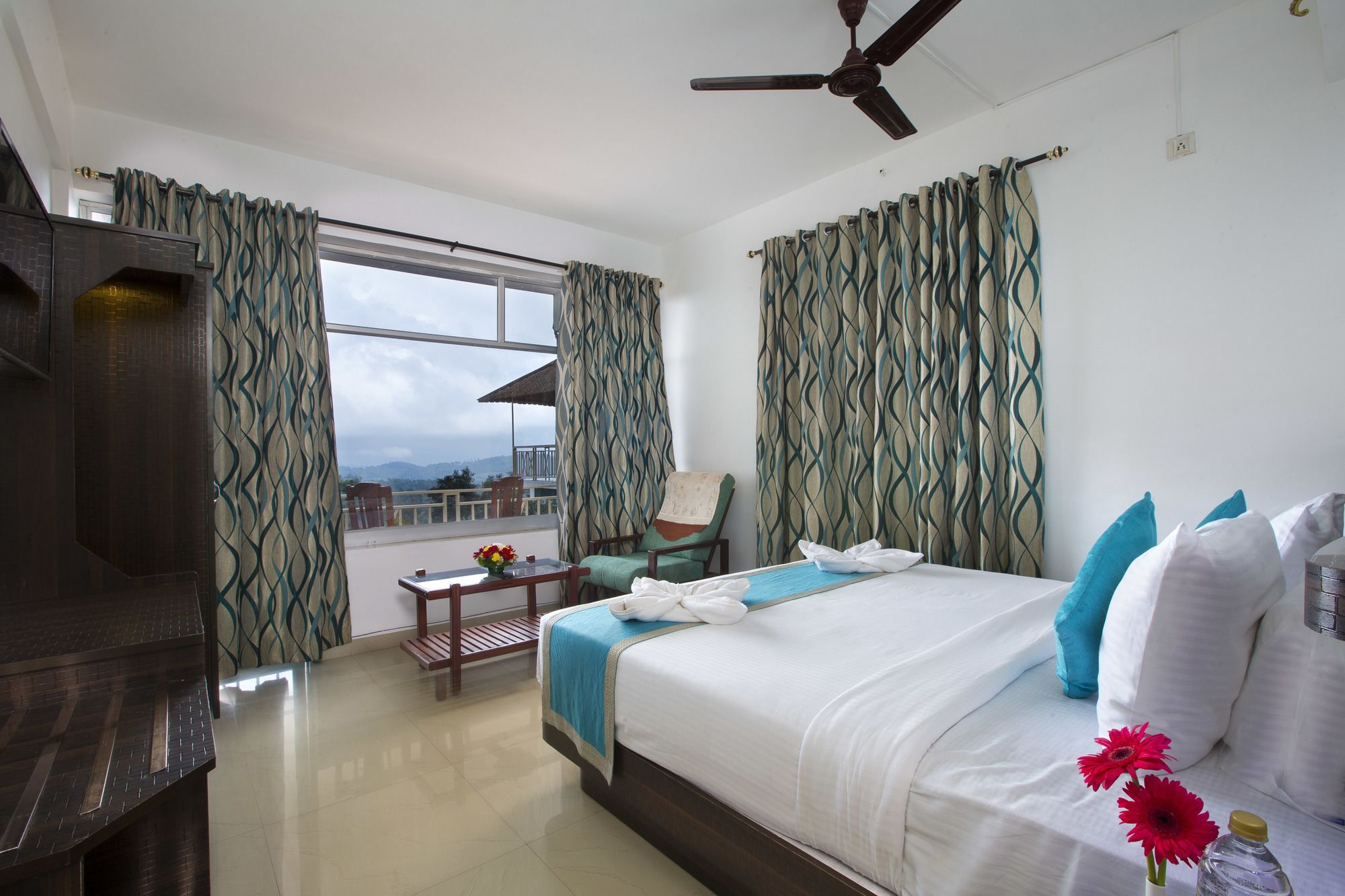 Spice Country Resort Chithirapuram Bagian luar foto