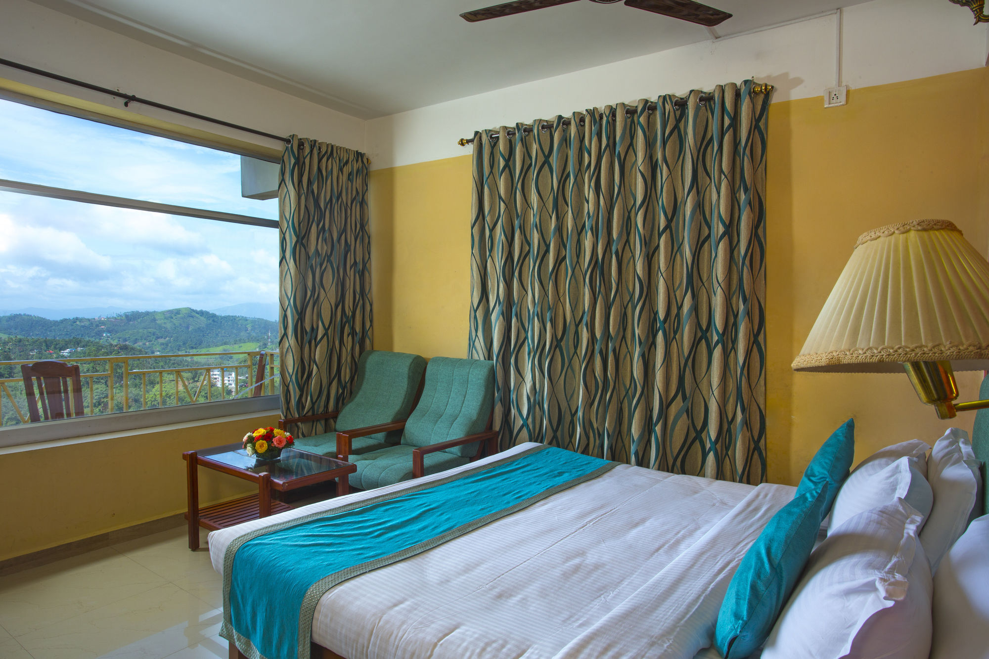 Spice Country Resort Chithirapuram Bagian luar foto