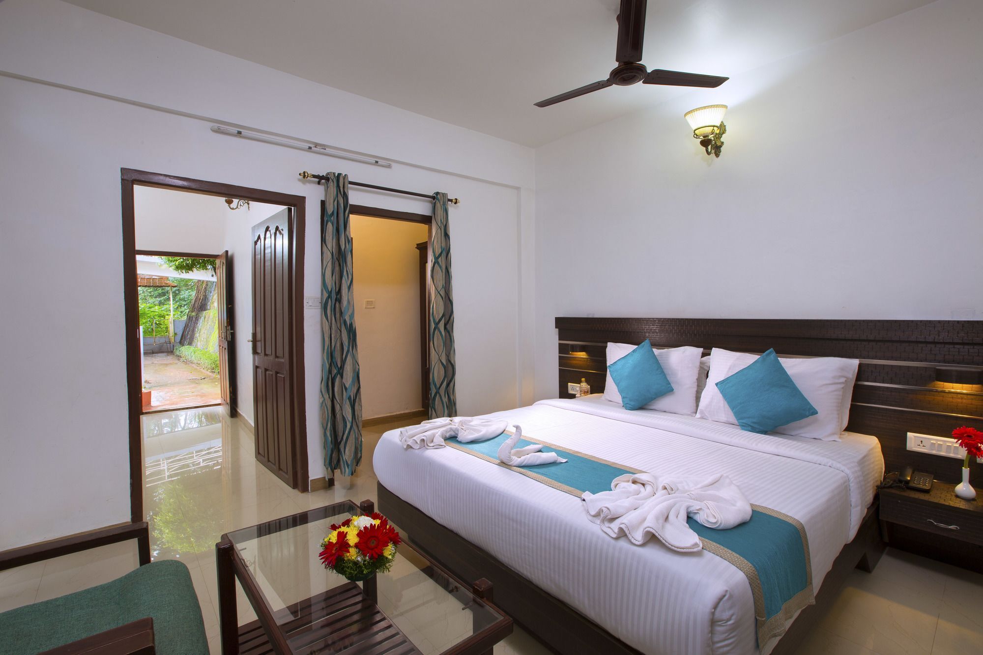 Spice Country Resort Chithirapuram Bagian luar foto