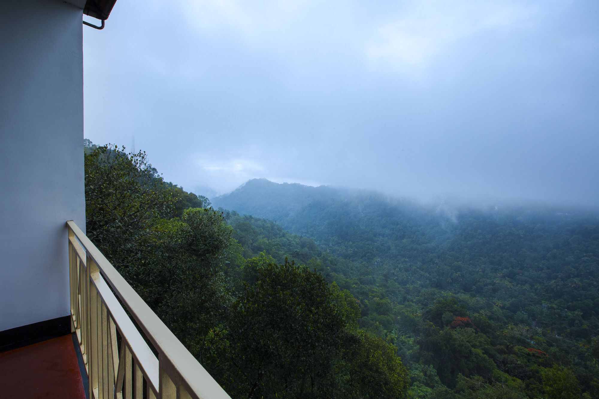 Spice Country Resort Chithirapuram Bagian luar foto